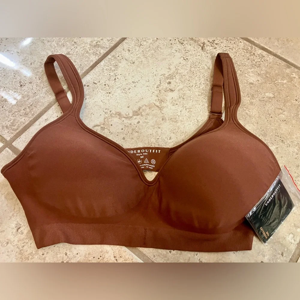 NWT, Underoutfit Perfect Neckline Bra, M - Picture 1 of 5